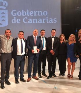 El Ayuntamiento de Vallehermoso felicita a los guaraperos por su Medalla de Oro de Canarias. · foto 3