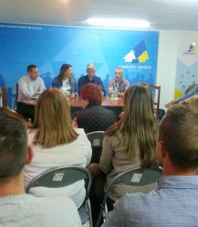 Francisco Linares: “En septiembre estarán constituidos los 31 nuevos comités locales de CC en Tenerife”. · foto 2