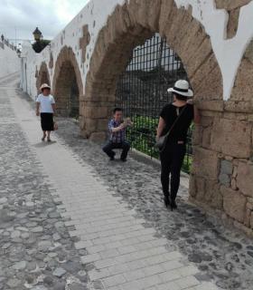 El municipio de Telde sigue atrayendo a agencias de viajes chinas gracias a la figura de San Mao. · foto 2