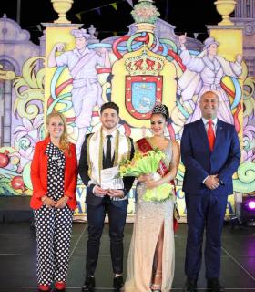 Asarela Luis y Víctor Cruz, reina y míster de las Fiestas Mayores de la Villa Histórica de Granadilla de Abona. · foto 1