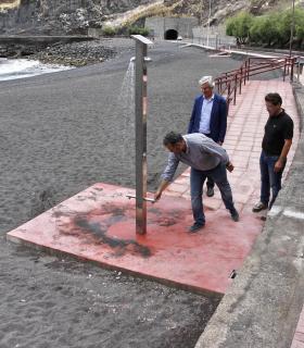 El Ayuntamiento de Tacoronte rehabilita Mesa del Mar de cara al próximo verano. · foto 3