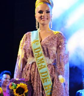 Janis Laura Díaz Almeida, Reina de las Fiestas de San Pedro 2017. · foto 5
