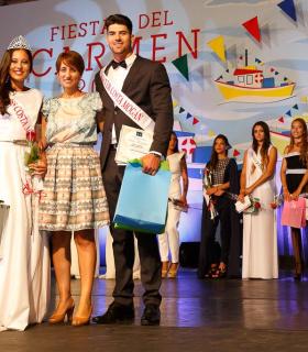 Ylenia Meca y Moisés García se alzan como Miss y Míster Costa Mogán 2017. · foto 4
