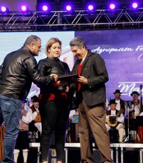 Juan Carlos Monteverde gana la Espiga en el Concurso de Coplas Canarias del Festival Regional de Folclore San Benito 2017. · foto 1