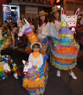 Los Caballitos de Fuego galopan hacia Santiago. · foto 1