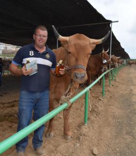El ganado vacuno triunfa en la Feria de Gáldar. · foto 12