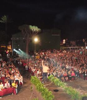 Ainoha María Rodríguez Santos, elegida Romera Mayor de las Fiestas de La Esperanza 2017. · foto 3