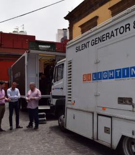 El Alcalde de Gáldar visitó hoy el rodaje del film No dormirás. · foto 4