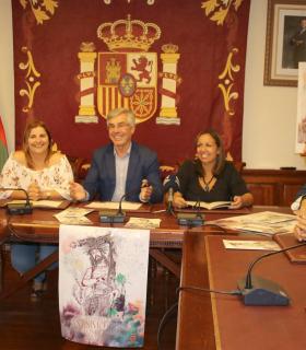 El Ayuntamiento de Tacoronte presenta el cartel y el programa de actos de las Fiestas del Cristo 2017. · foto 2