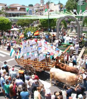 La asistencia de miles de magos confirma la buena salud de la romería de La Esperanza. · foto 4
