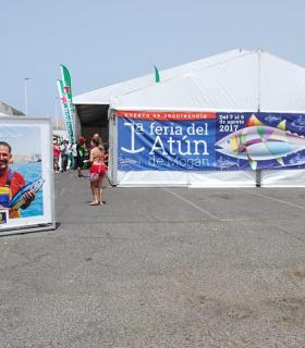 Más de 5.000 personas asisten al día grande de la 1ª Feria de Atún de Mogán. · foto 4