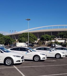Santa Cruz de Tenerife renueva su flota con 8 vehículos híbridos respetuosos con el medio ambiente. · foto 4