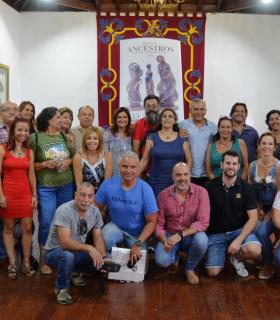 Ancestros, Innovando con la Artesanía Ancestral, de la güimarera Agael León, en la XXXII Feria de Artesanía de Pinolere. · foto 1
