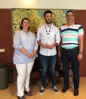El Ayuntamiento felicita a Kilian Ramírez por los éxitos cosechados en el Campeonato del Mundo sub-19 de Balonmano. · foto 1