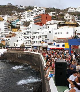 Tacoronte: El Pris se vuelca en la procesión y embarque de la Virgen del Carmen. · foto 2