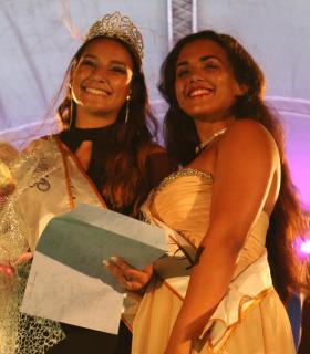 Paula Santana Domínguez proclamada Miss Antigua 2017 en una noche de pasarela y espectáculo. · foto 4