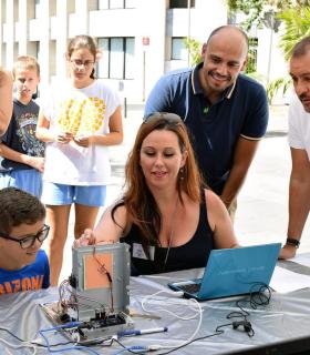 Santa Cruz de Tenerife celebra la ‘vuelta al cole’ con un domingo de dinamización comercial. · foto 1