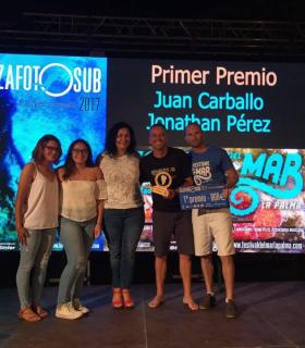 Abigail Martín y Yeray Delgado ganan el concurso de fotografía submarina Fotosub en el Festival del Mar de La Palma. · foto 12