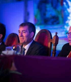 Las relaciones de Canarias con América protagonizan el Acto Institucional de las Jornadas Colombinas. · foto 2