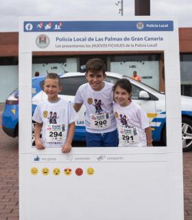 Más de 500 niños participan en la primera carrera Super Agente Kids que organiza la Policía Local de Las Palmas de Gran Canaria. · foto 2