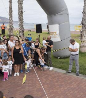 Más de 500 niños participan en la primera carrera Super Agente Kids que organiza la Policía Local de Las Palmas de Gran Canaria. · foto 3