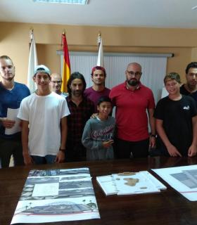 El Ayuntamiento de Las Palmas de G.C. planea junto con patinadores de la ciudad la nueva pista de skate que se creará en El Refugio · foto 1