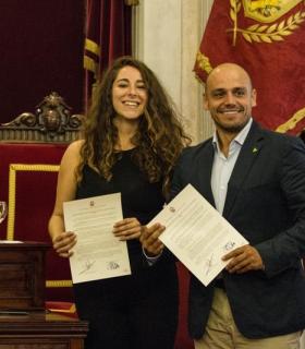 Santa Cruz y Cádiz formalizan el inicio del hermanamiento de sus carnavales. · foto 3