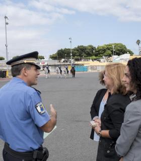 Agentes de la Policía Local patrullarán a caballo para reforzar la seguridad en los partidos de fútbol de la UD Las Palmas. · foto 2