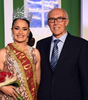 Inés Fernandez, elegida Reina de las fiestas patronales de Santa Úrsula. · foto 7