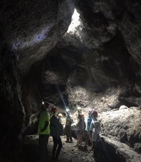 Un millar de personas disfrutaron de las rutas y actividades del Festival Internacional de Senderismo y Montaña de La Palma. · foto 3