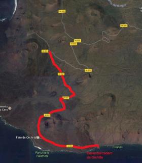 El Cabildo de El Hierro saca a información pública el asfaltado de la carretera de acceso al muelle de Orchilla. · foto 2
