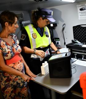 La Policía Local de Mogán mejora la seguridad vial con el nuevo test de detección de drogas. · foto 4