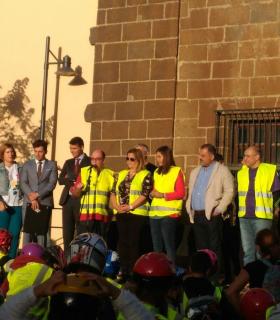Unas 200 personas participan en la II edición del proyecto Biciguagua celebrado en La Laguna. · foto 1