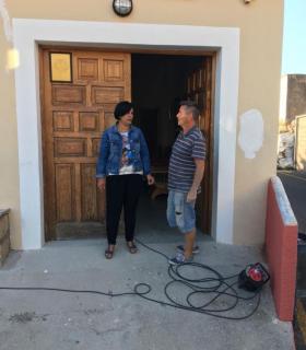 La Concejalía de Cementerios lleva a cabo acciones de conservación y mantenimiento en El Escobonal. · foto 2