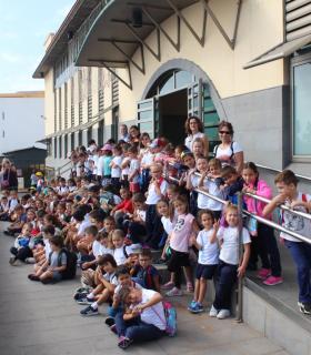 Visita al Ayuntamiento de Candelaria de los alumnos de 1º y 2º del CEIP Príncipe Felipe. · foto 1