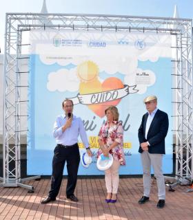 Inmaculada Medina inaugura la VI Feria de la Salud en la Piel en Las Canteras con la expectativa de alcanzar las 10.000 visitas. · foto 2