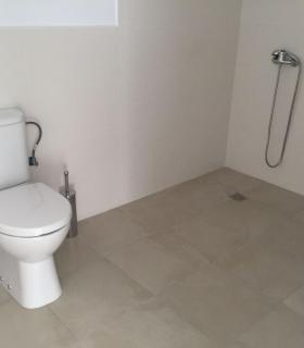 Haría: El gimnasio municipal de Arrieta reabre sus puertas tras las obras de mejora de sus instalaciones. · foto 1
