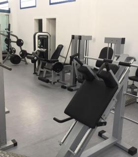 Haría: El gimnasio municipal de Arrieta reabre sus puertas tras las obras de mejora de sus instalaciones. · foto 2
