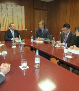 Hidalgo se reúne con empresarios chinos interesados en reforzar la relación comercial con Canarias. · foto 2