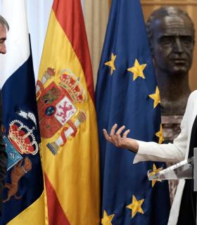 Canarias logra 13 millones de euros extra para políticas contra la pobreza, la inclusión social y la lucha contra la violencia de género incluidos en la Agenda Canaria. · foto 3