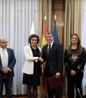 Canarias logra 13 millones de euros extra para políticas contra la pobreza, la inclusión social y la lucha contra la violencia de género incluidos en la Agenda Canaria. · foto 1