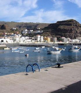 El PSOE de Alajeró insta a todos los grupos parlamentarios a enmendar los presupuestos regionales para la ampliación del Puerto de Playa de Santiago. · foto 1