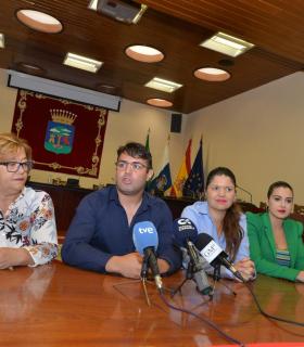 Comienza la campaña Navideña para favorecer el comercio local en El Hierro. · foto 2