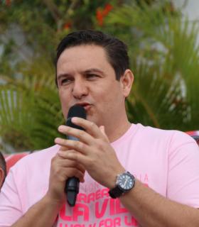 La XIII edición de la Carrera por la Vida supera su propio récord y marcha por Arona y Adeje contra el cáncer de mama. · foto 6