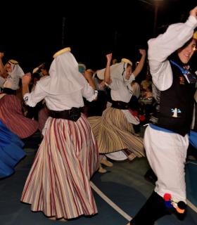 Segundo baile de magos A.F. Entre Edades. · foto 17