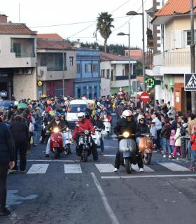 La Gran Cabalgata Anunciadora de Sus Majestades los Reyes Magos inunda de ilusión la villa de La Esperanza. · foto 6