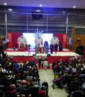 Los niños y niñas de San Miguel de Abona entregaron sus cartas a los Reyes Magos. · foto 2