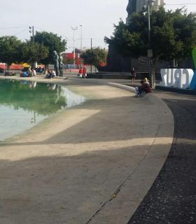 Los servicios de limpieza de Santa Cruz de Tenerife recogen 384.160 kilos de residuos tras la festividad de Reyes. · foto 2