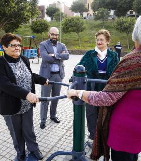 El Ayuntamiento de Las Palmas de Gran Canaria inaugura un parque biosaludable en el barrio de San Francisco de Paula. · foto 4