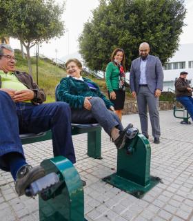El Ayuntamiento de Las Palmas de Gran Canaria inaugura un parque biosaludable en el barrio de San Francisco de Paula. · foto 6